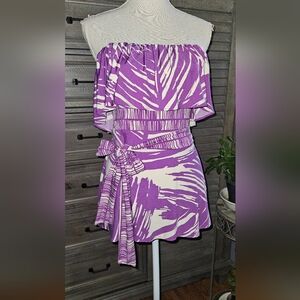 BCBG Strapless Tunic Tied Blouse. Purple & White. Sz Large. Cute & Unique